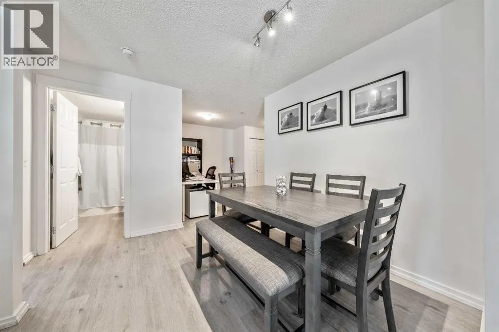 1306, 279 Copperpond Common SE