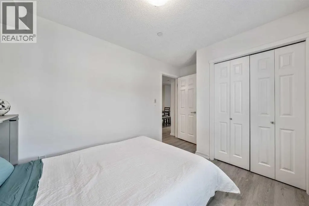 1306, 279 Copperpond Common SE