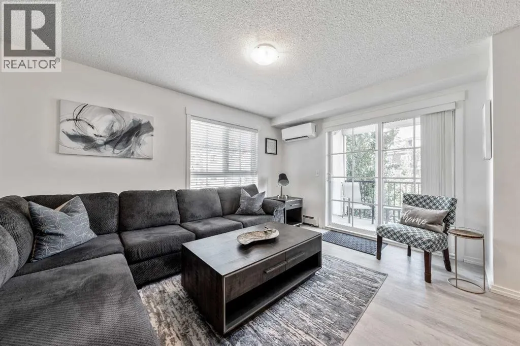 1306, 279 Copperpond Common SE