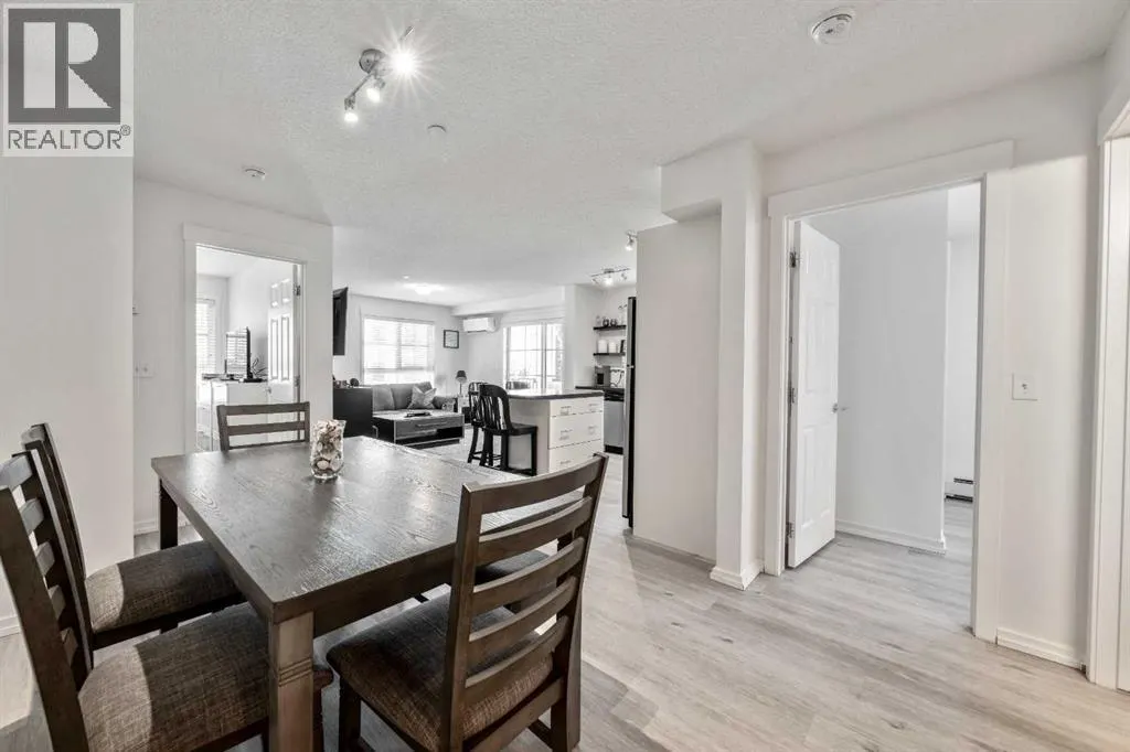 1306, 279 Copperpond Common SE