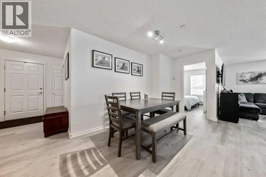 1306, 279 Copperpond Common SE