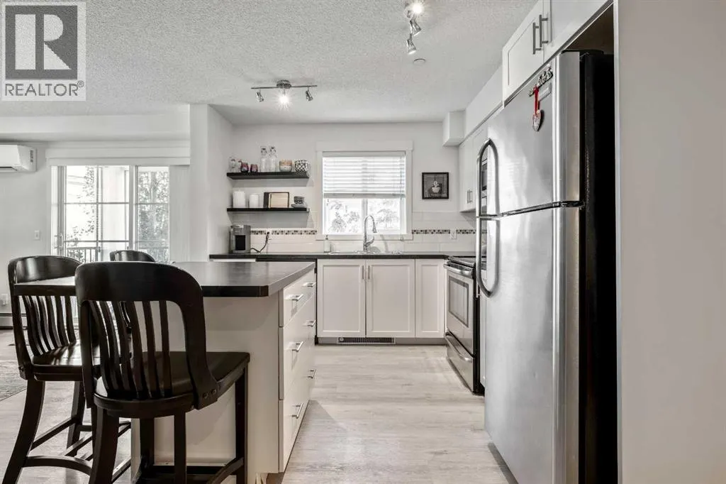 1306, 279 Copperpond Common SE