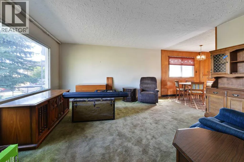 3627 Kildare Crescent SW