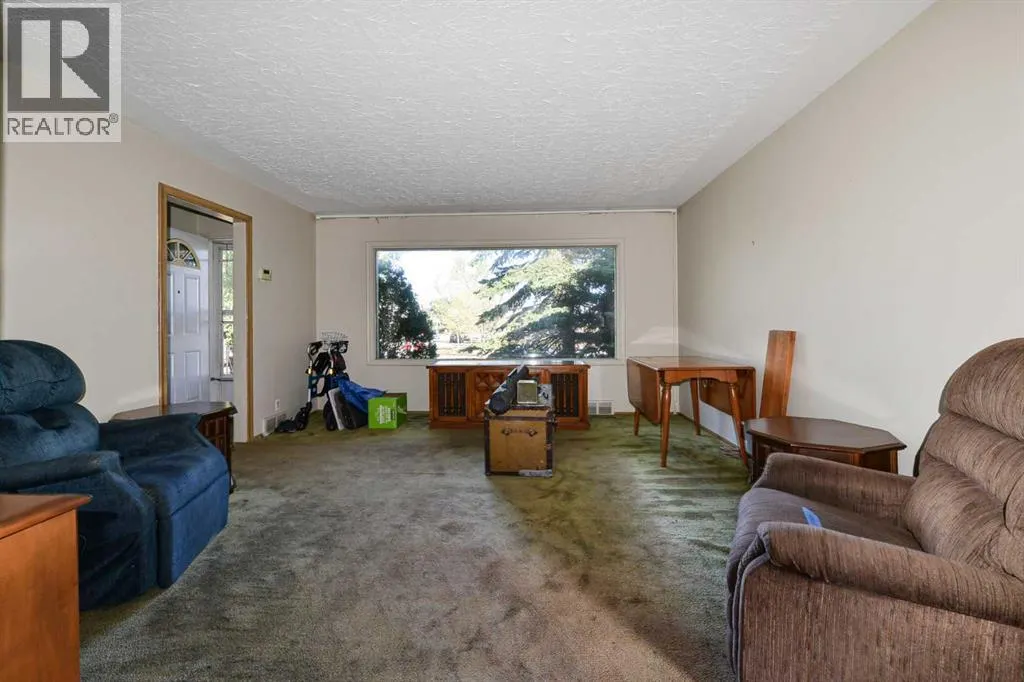 3627 Kildare Crescent SW