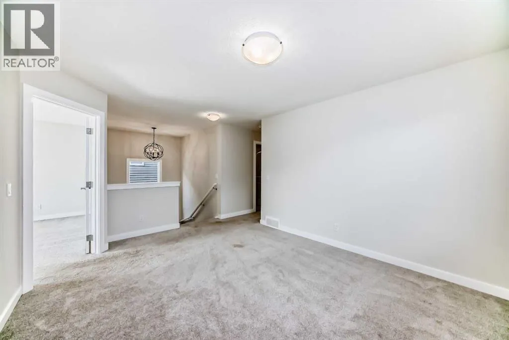 105 Creekside Way SW