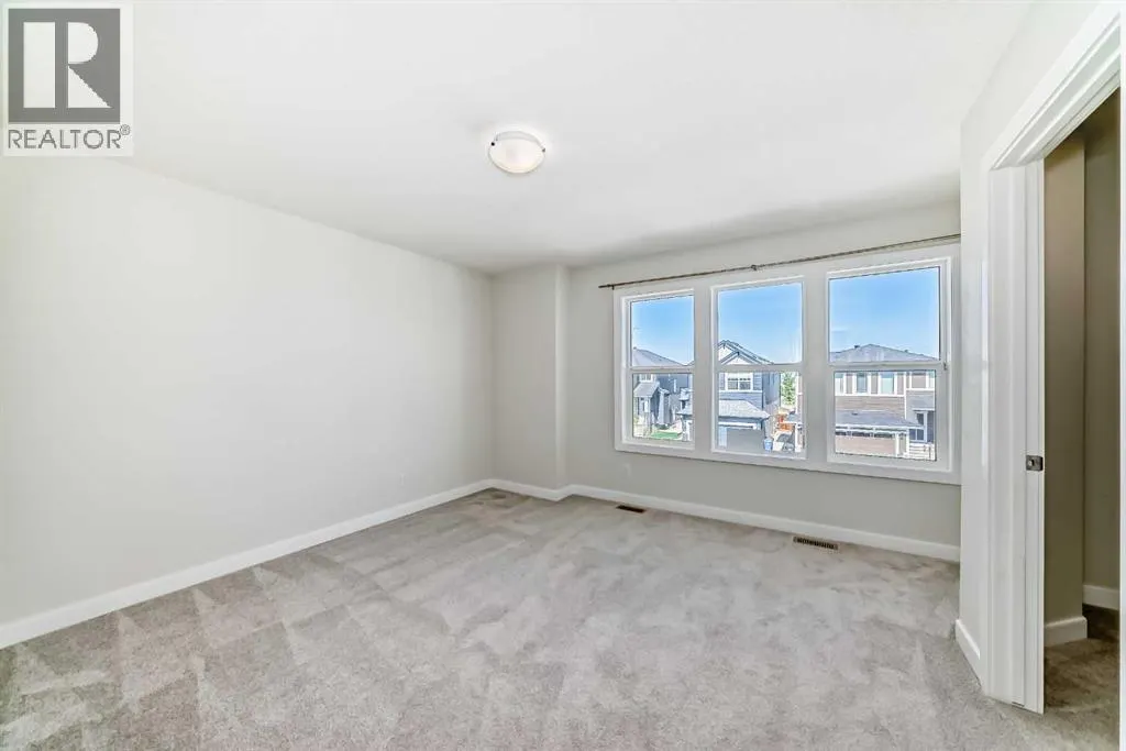 105 Creekside Way SW