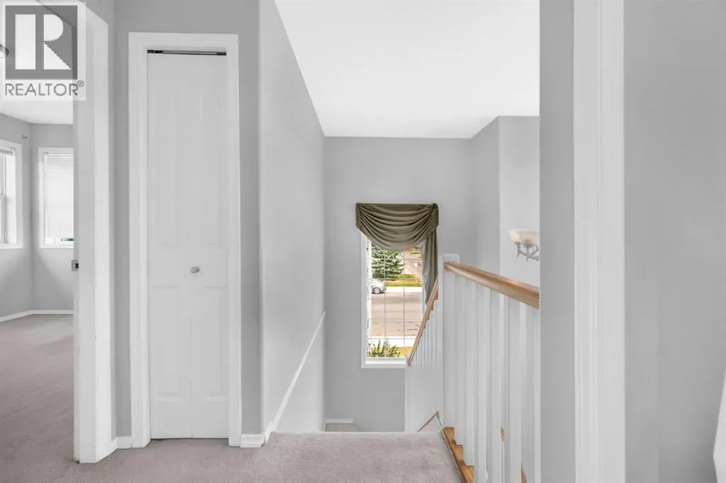 171 Willowbrook Drive NW