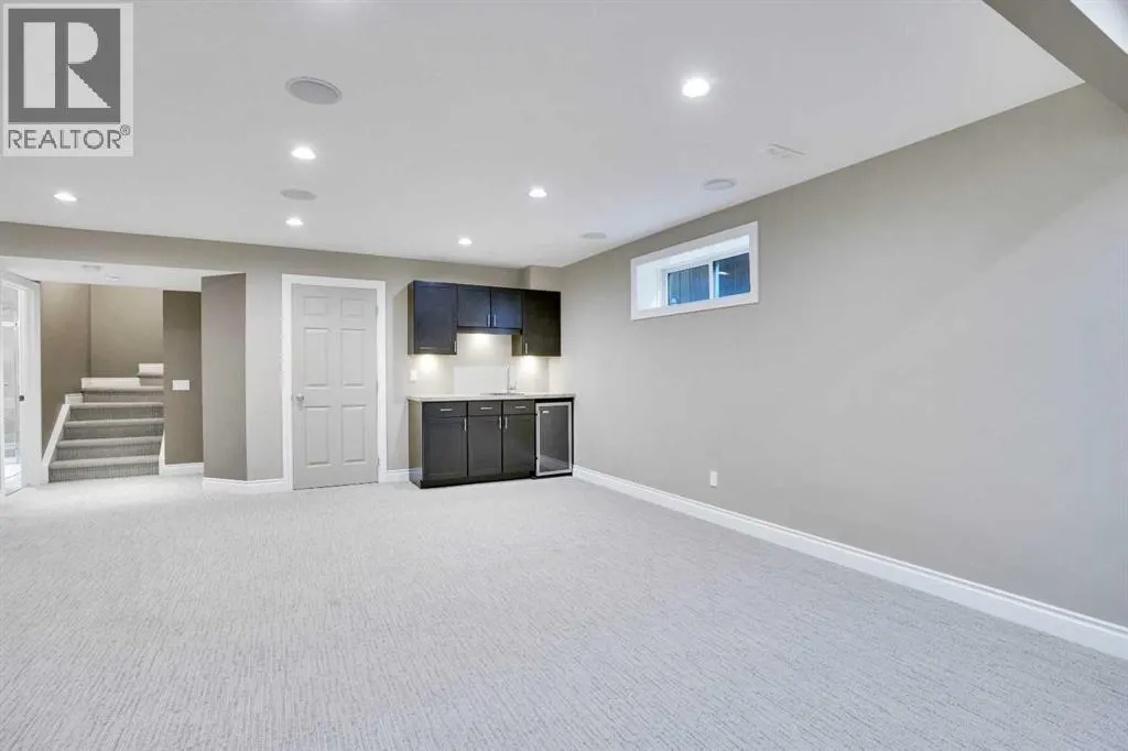 2 Tuscany Ravine Landing NW
