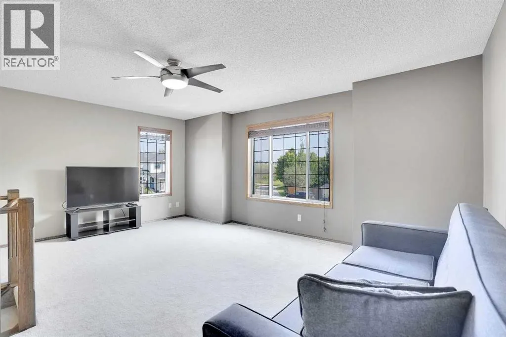 2 Tuscany Ravine Landing NW