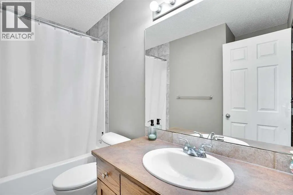 2 Tuscany Ravine Landing NW