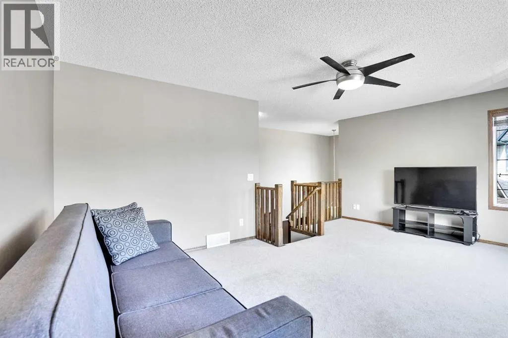 2 Tuscany Ravine Landing NW