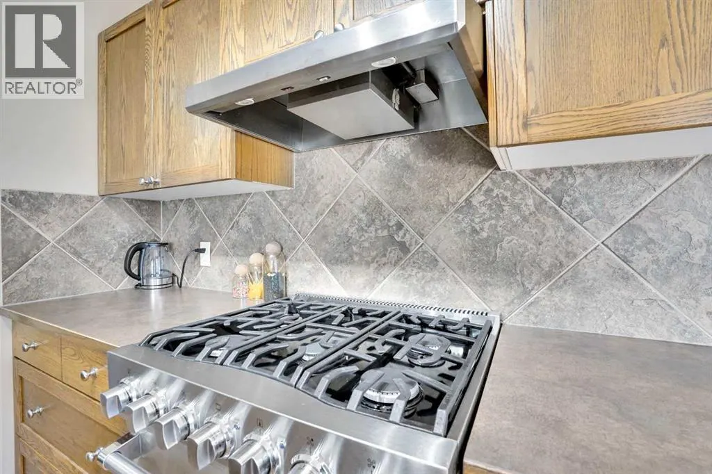 2 Tuscany Ravine Landing NW