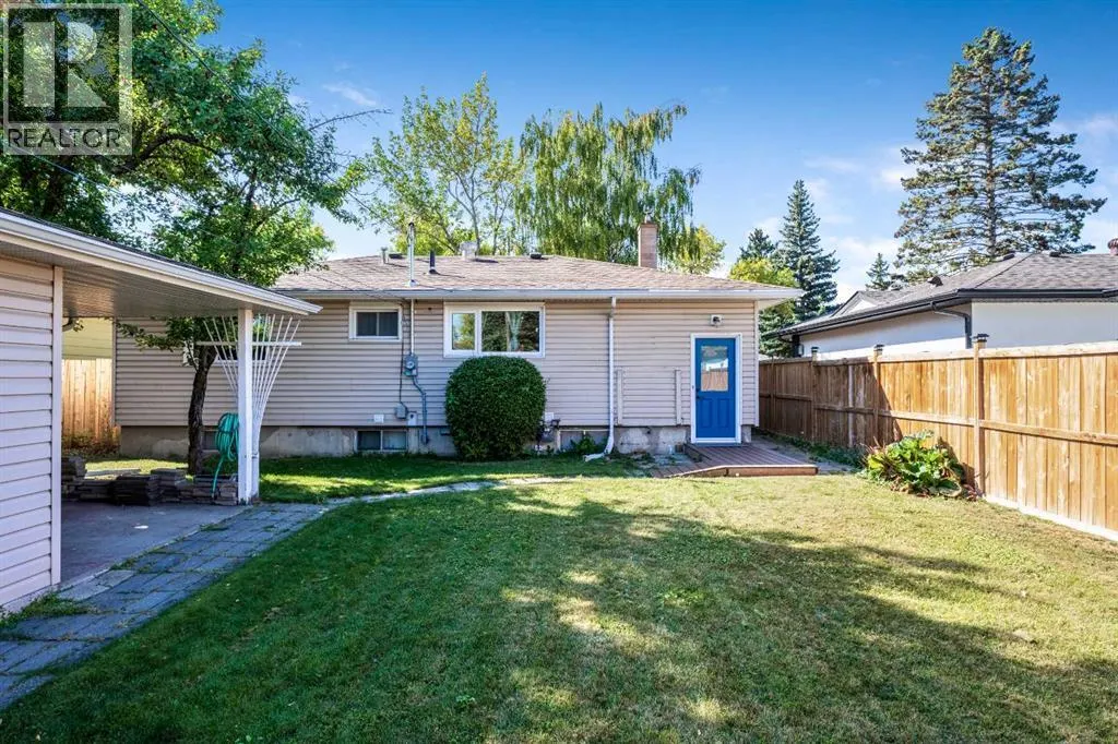 216 Havenhurst Crescent SW