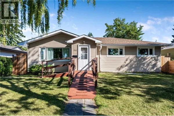 216 Havenhurst Crescent SW