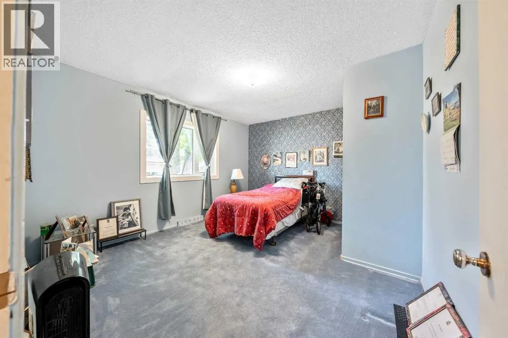 216 Havenhurst Crescent SW