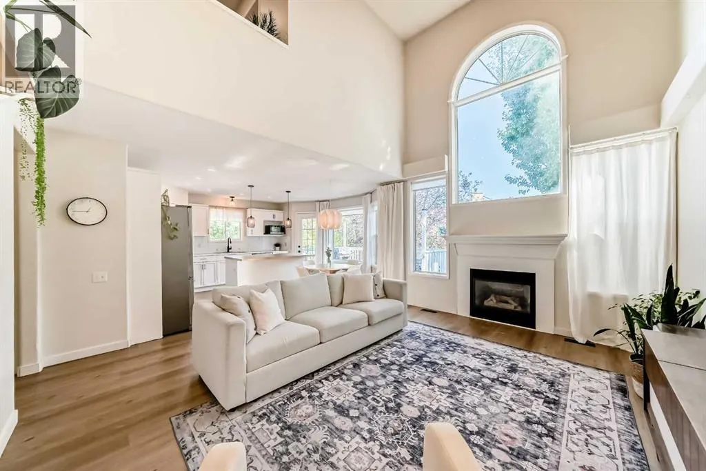 132 Hidden Valley Crescent NW