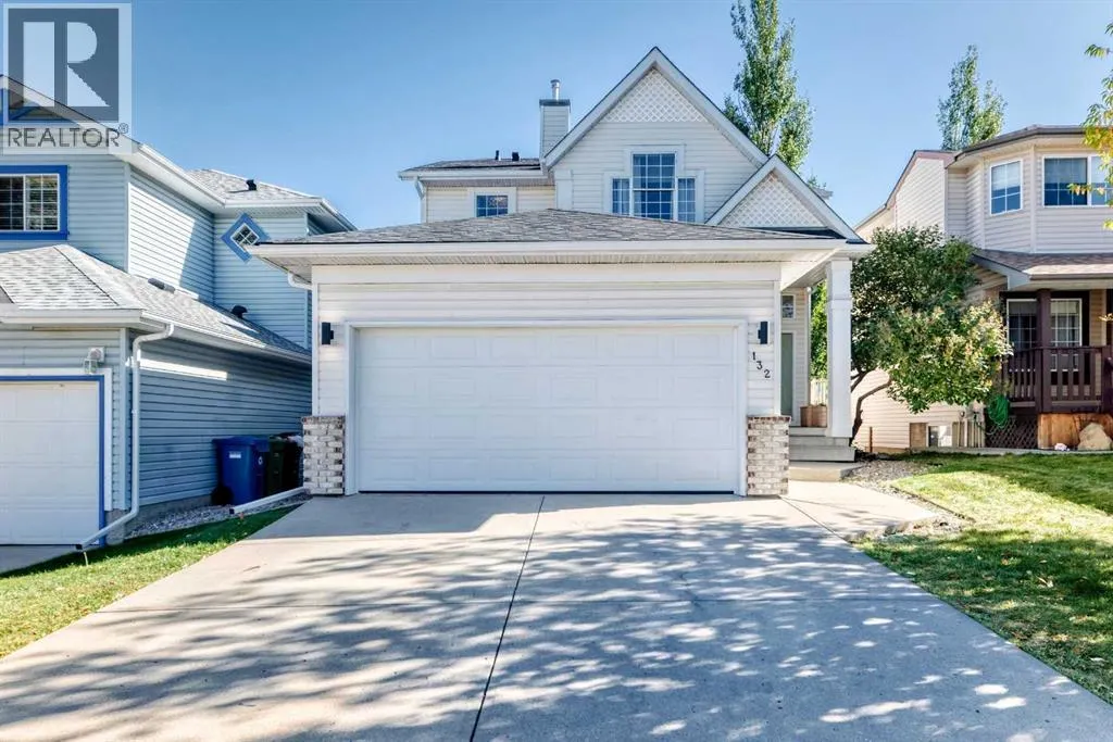 132 Hidden Valley Crescent NW