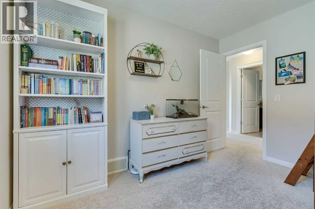233 Cimarron Vista Way