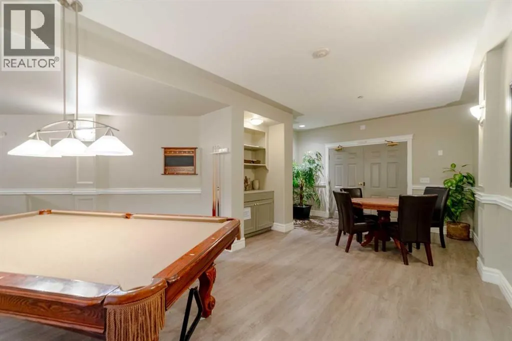 303, 2416 Erlton Street SW