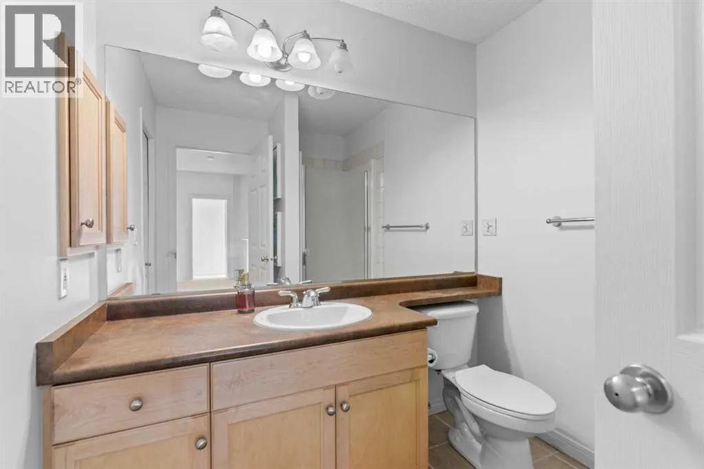 303, 2416 Erlton Street SW