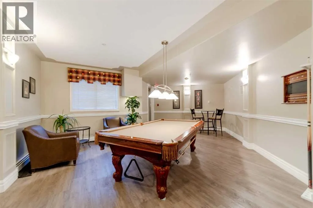 303, 2416 Erlton Street SW