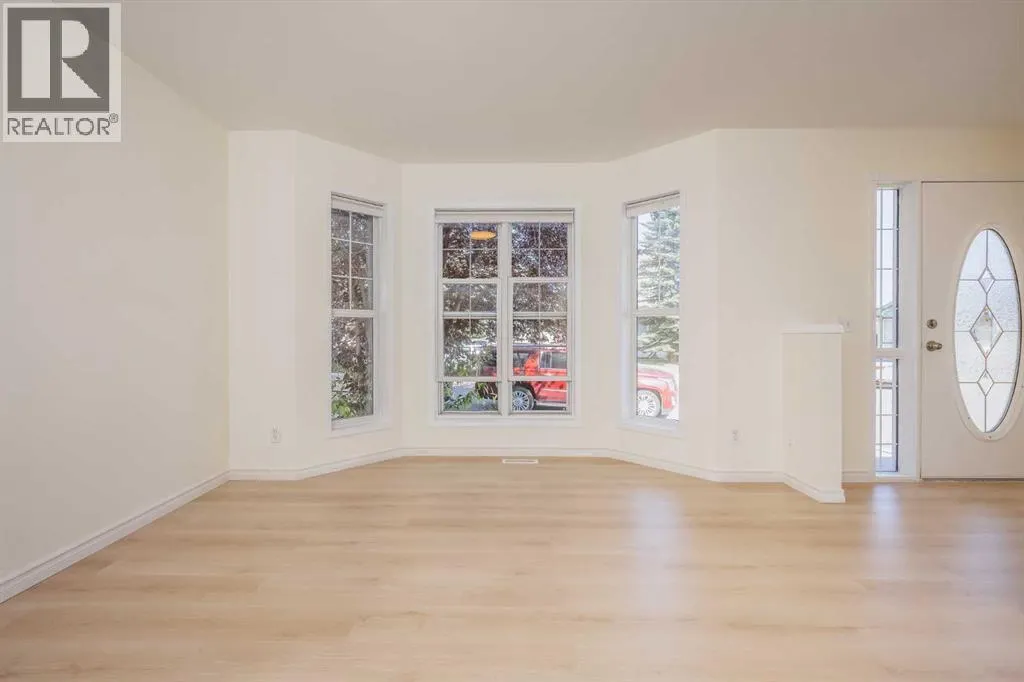 100 Tarington Park NE
