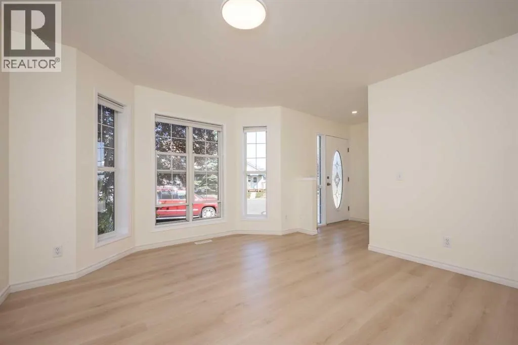 100 Tarington Park NE
