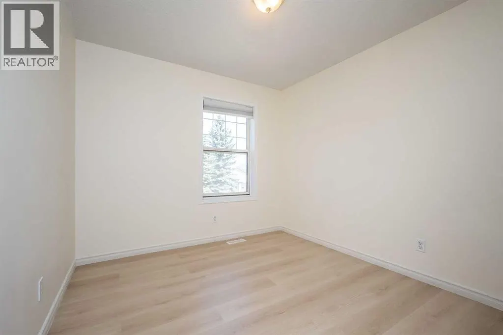 100 Tarington Park NE