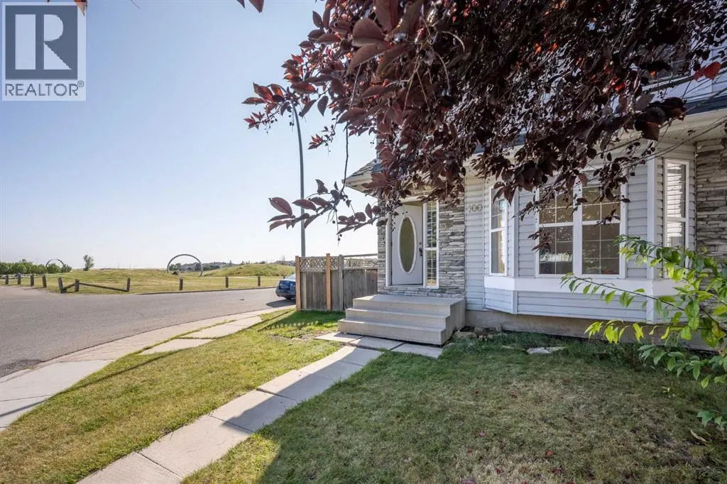 100 Tarington Park NE