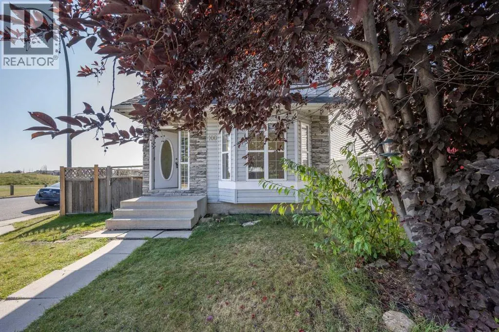 100 Tarington Park NE