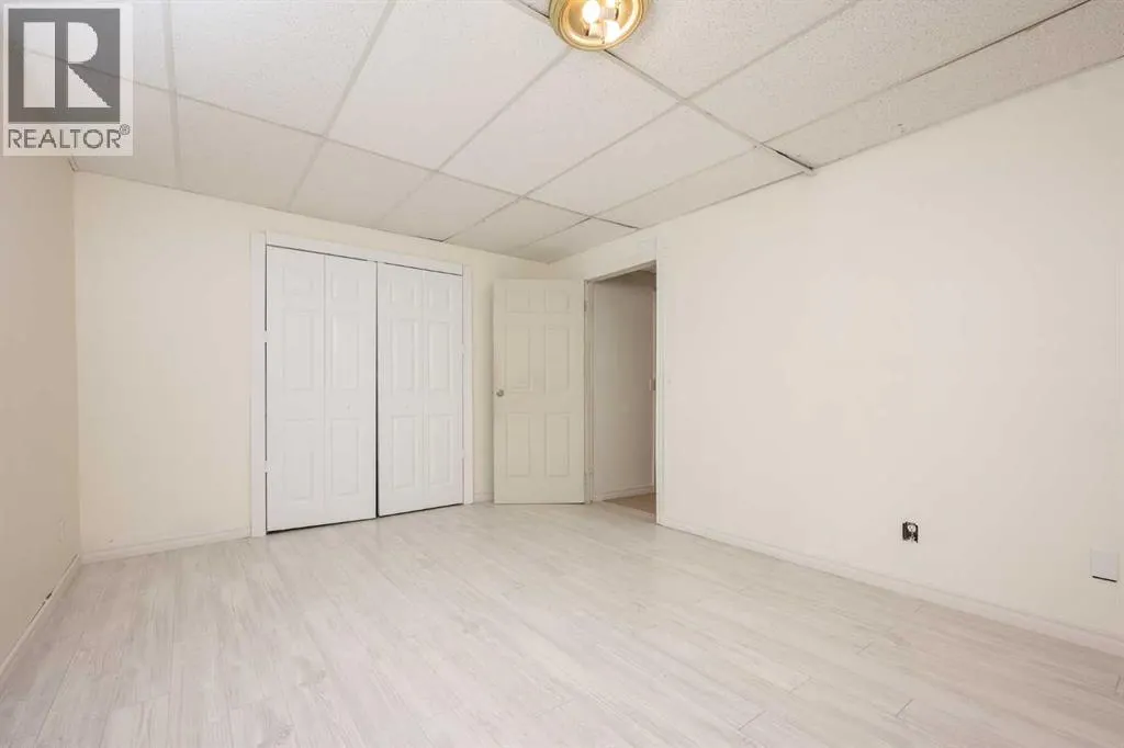 100 Tarington Park NE