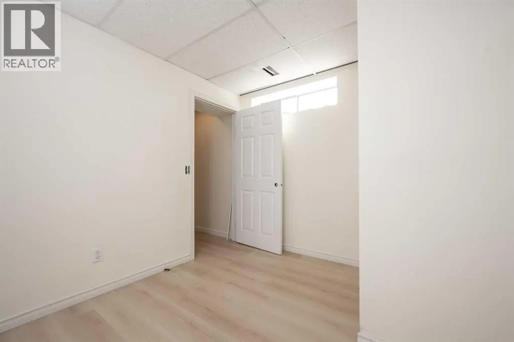 100 Tarington Park NE