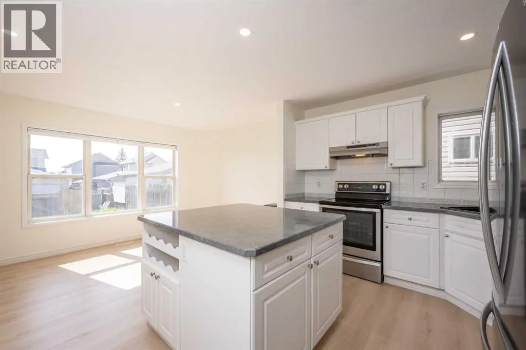 100 Tarington Park NE