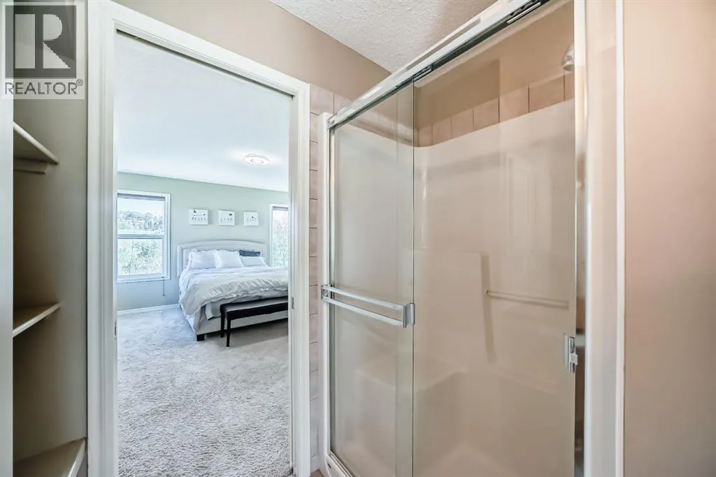 150 Tuscany Summit Heath NW