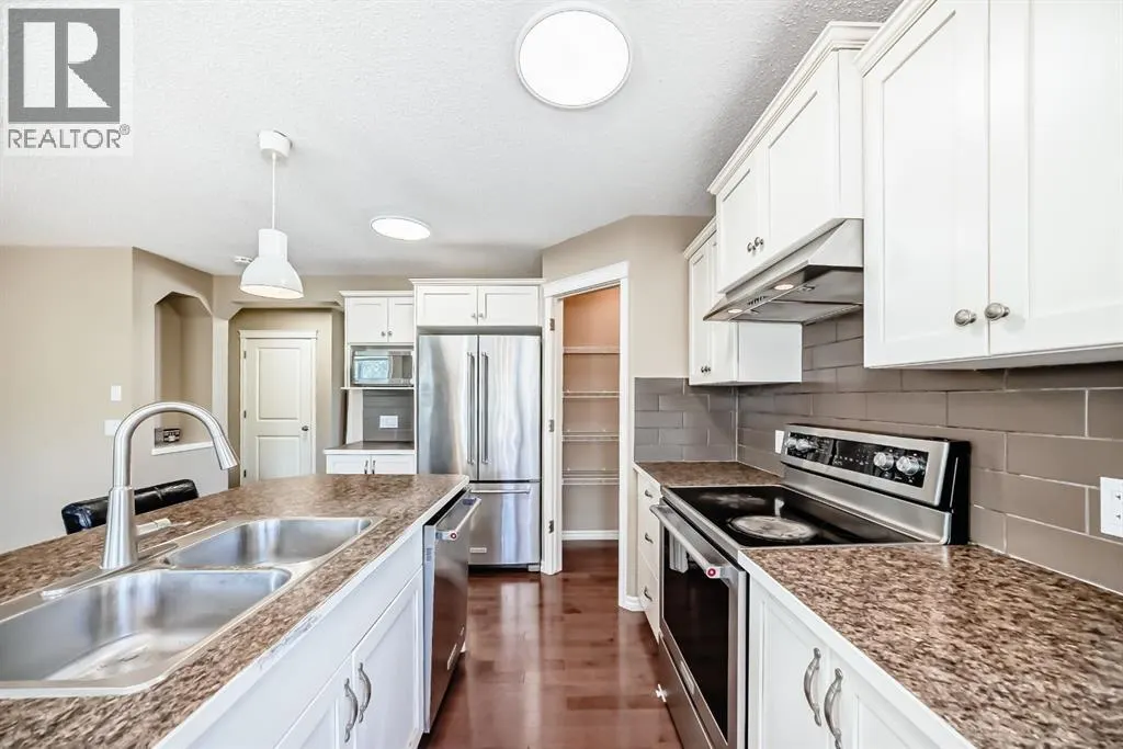150 Tuscany Summit Heath NW