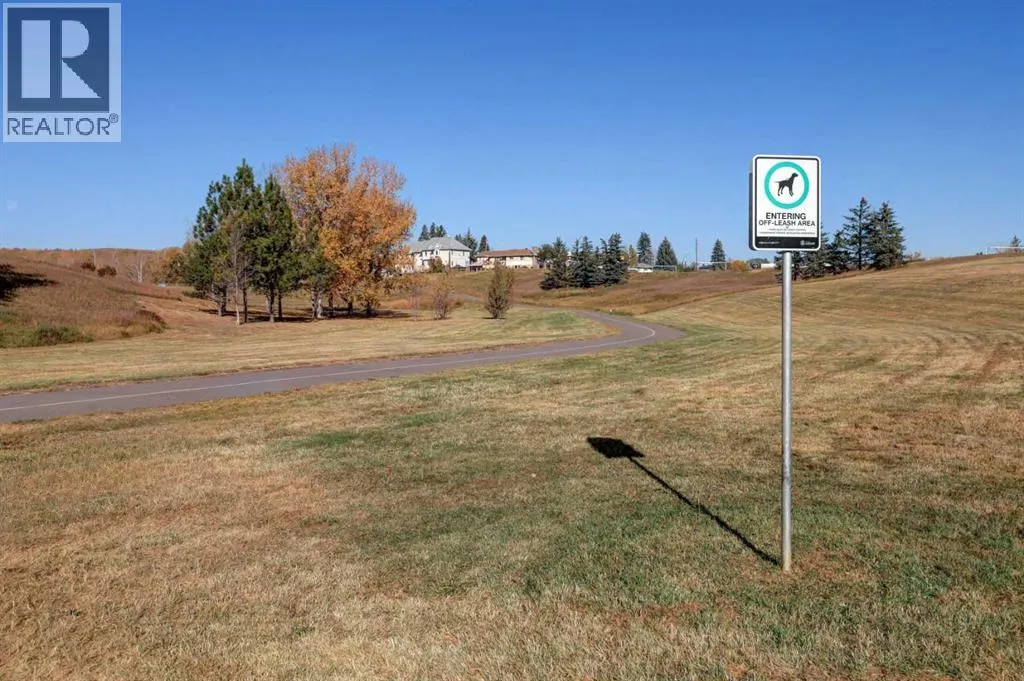 303, 4455D Greenview Drive NE