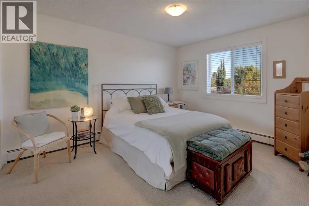 303, 4455D Greenview Drive NE