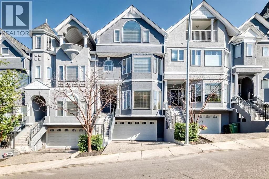 1908 12 Street SW