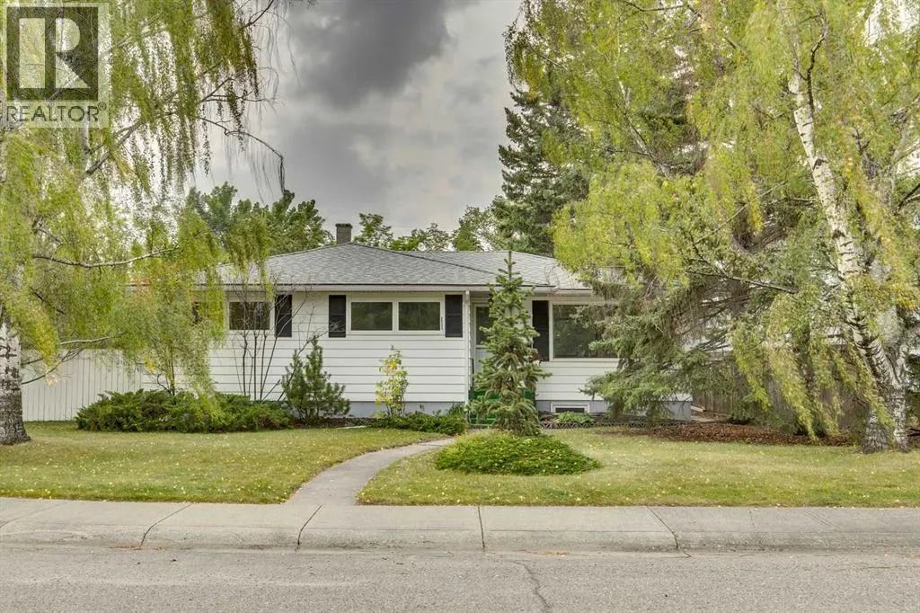 104 Haysboro Crescent SW