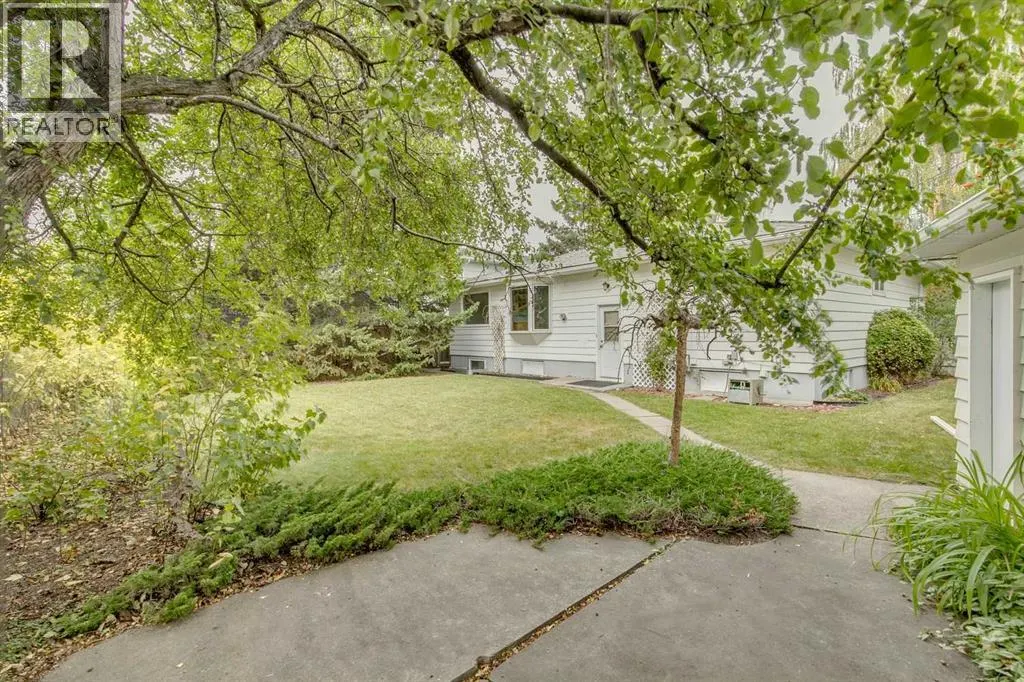 104 Haysboro Crescent SW