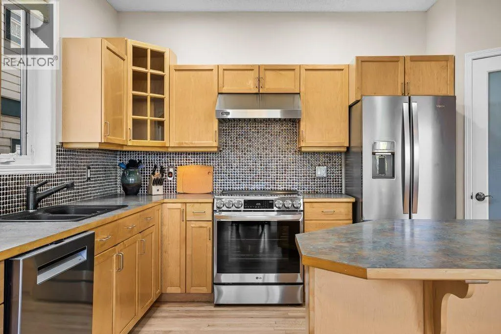 808 Lawrence Grassi Ridge