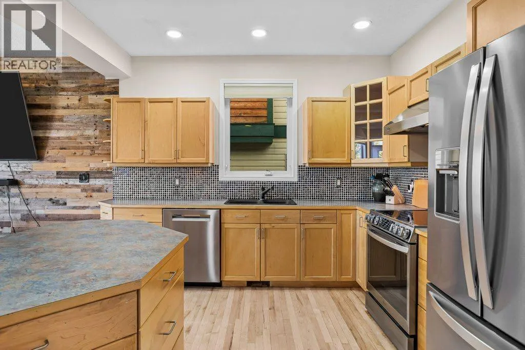 808 Lawrence Grassi Ridge