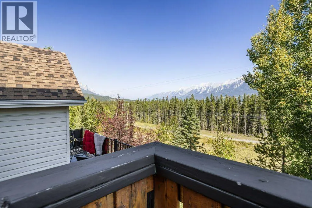 808 Lawrence Grassi Ridge