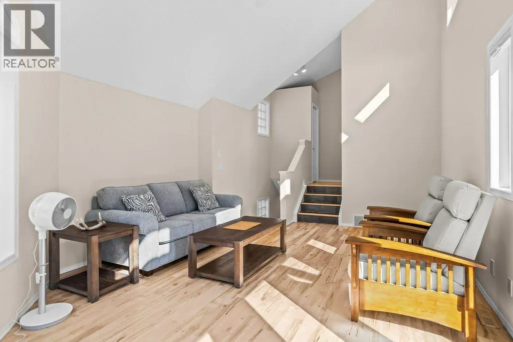 808 Lawrence Grassi Ridge