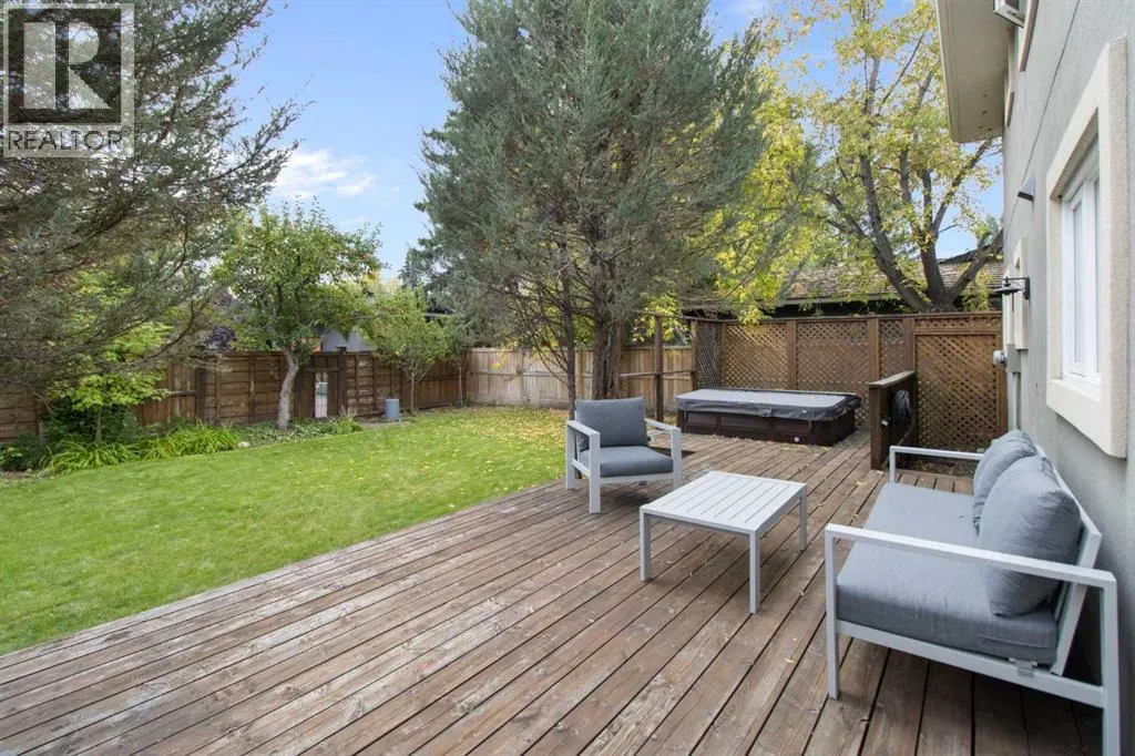 152 Lake Mead Crescent SE