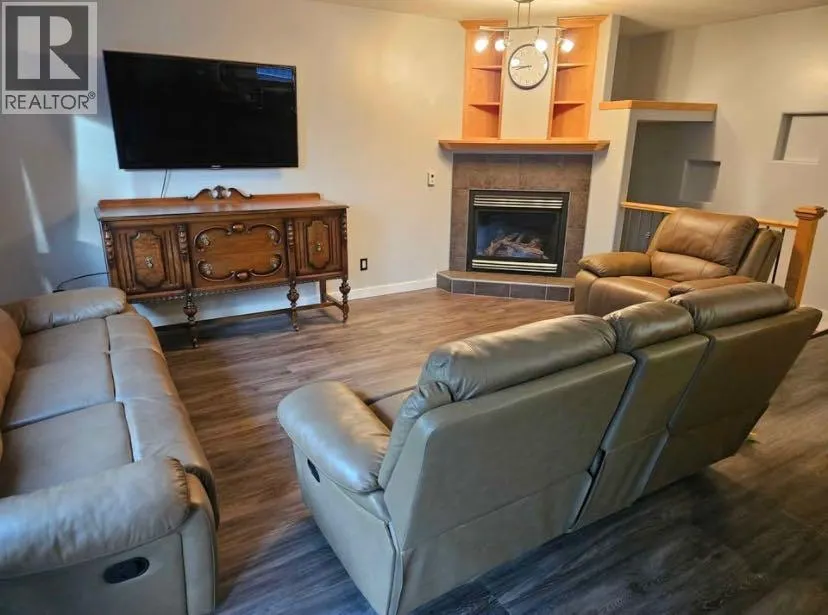 114 Poplar Drive