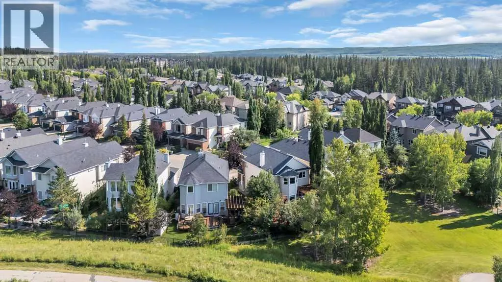 122 Discovery Ridge Gardens SW