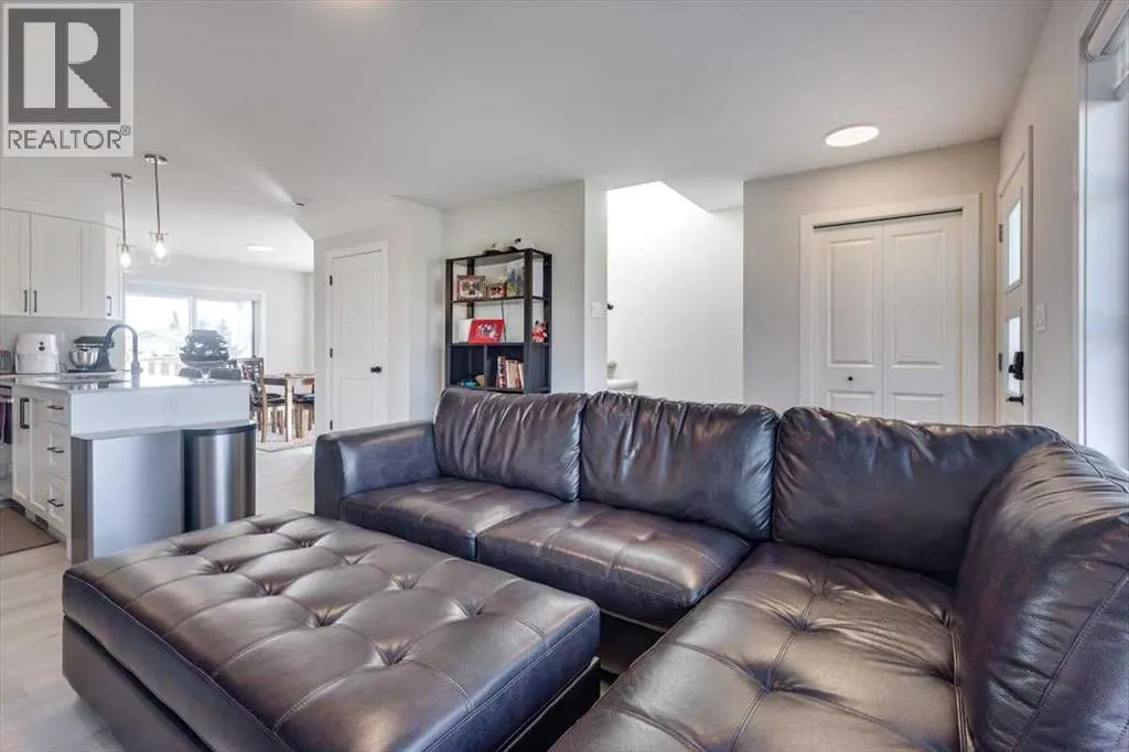 5601 Vista Trail