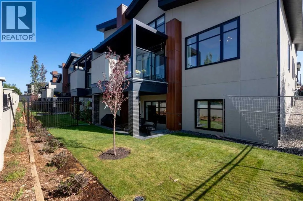 103 Elveden Court SW