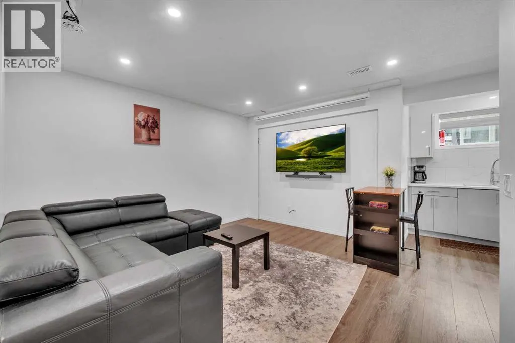 178 Savanna Park NE